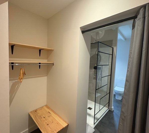 Sous le tilleul. Chambre soleil couchant_Saint-Georges
