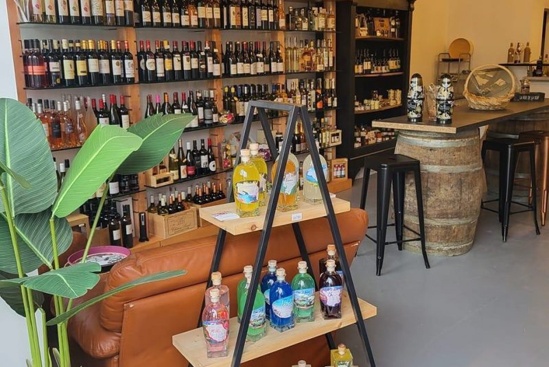 LA CAVE O DELICES BAR A VIN